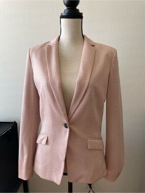 H&M Blush Pink Blazer – Size 8